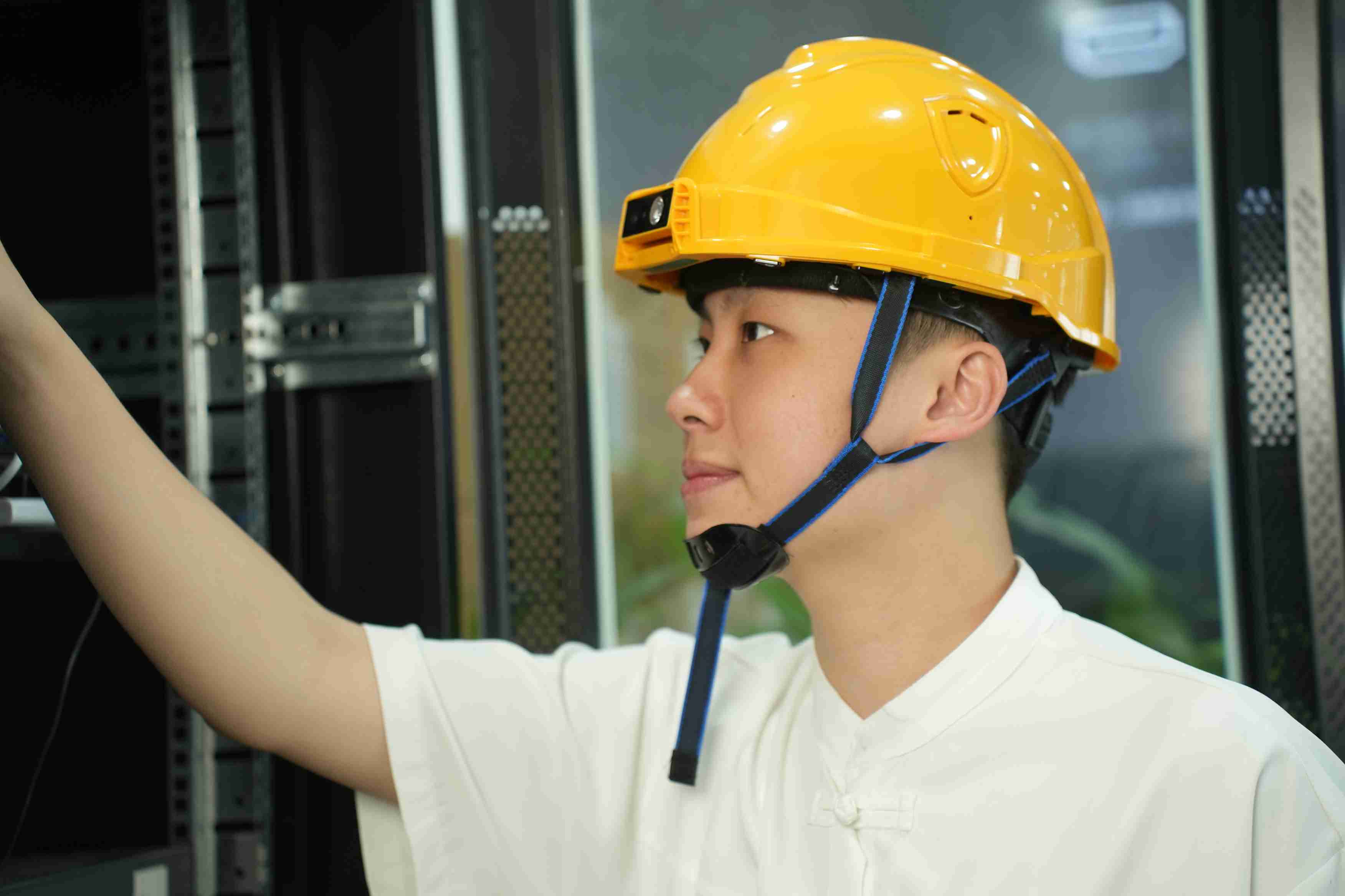 4G Smart Helmet